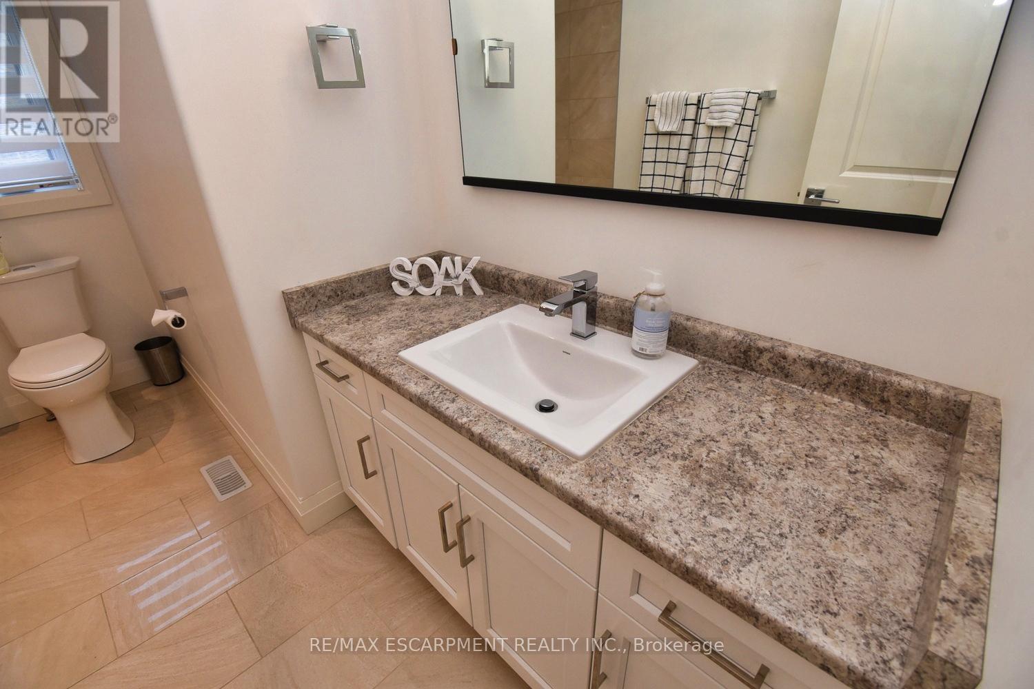 Photo 9 of 80 Backus Drive, Norfolk ON
