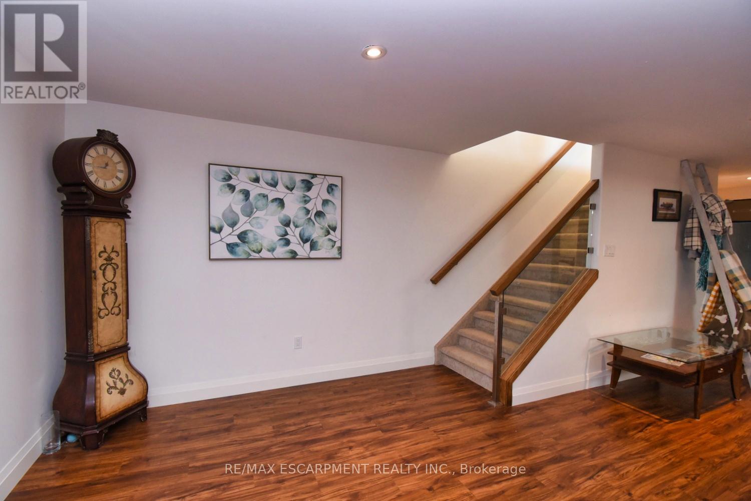 Photo 39 of 80 Backus Drive, Norfolk ON