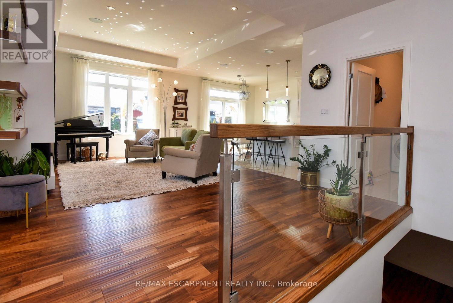 Photo 7 of 80 Backus Drive, Norfolk ON
