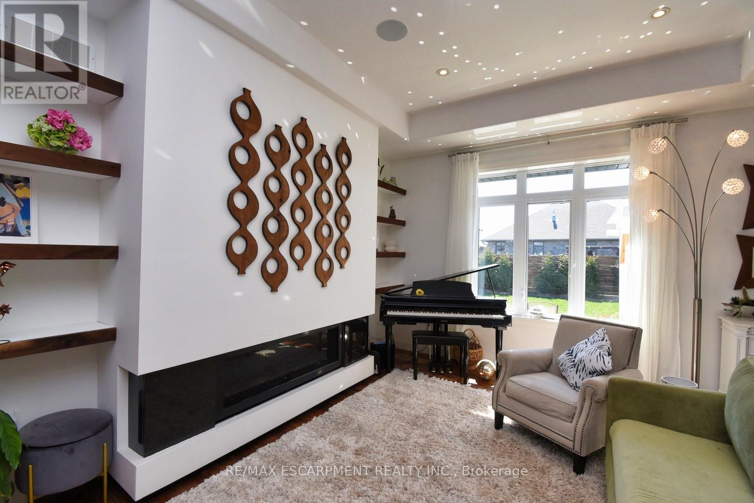 Photo 31 of 80 Backus Drive, Norfolk ON