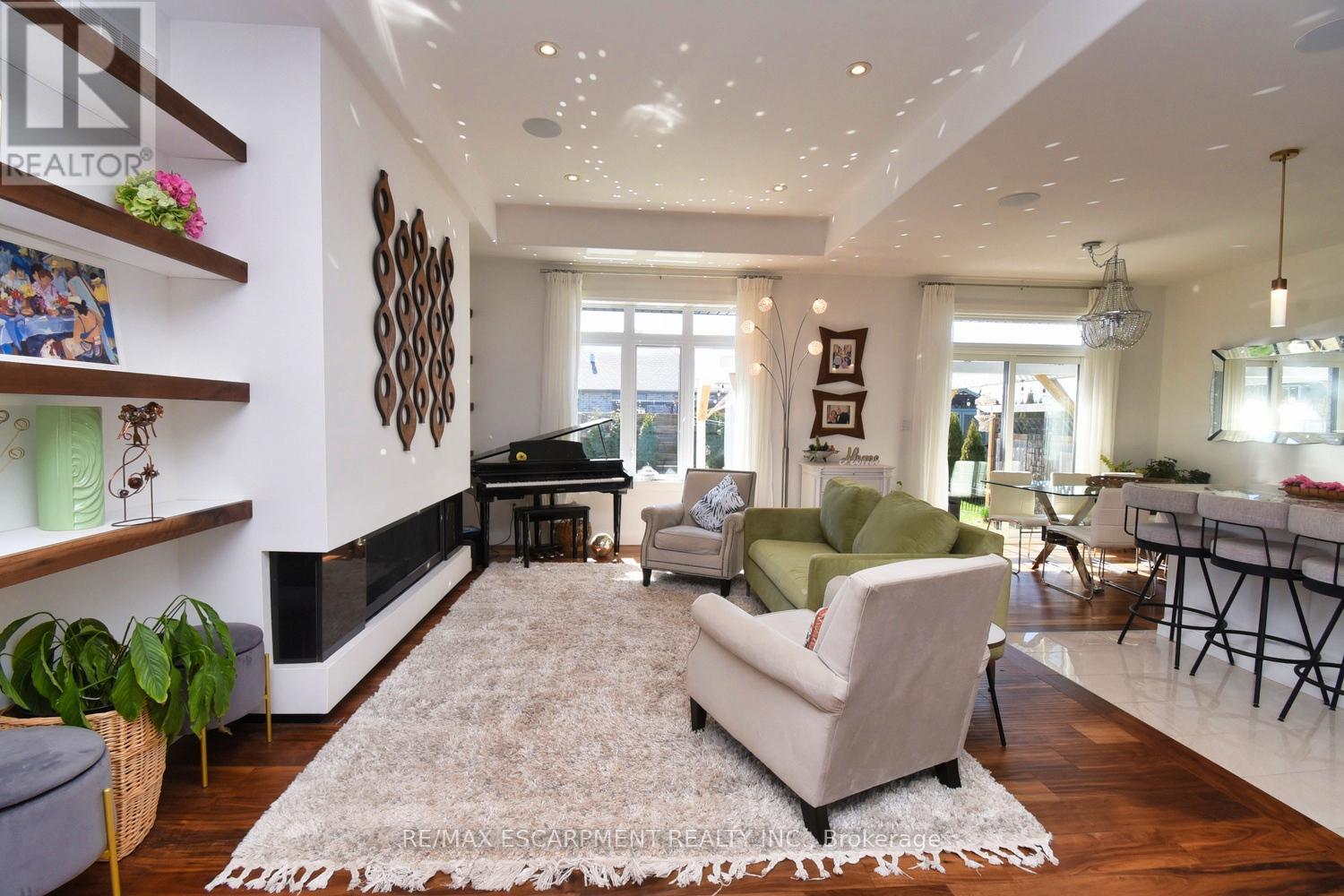 Photo 8 of 80 Backus Drive, Norfolk ON
