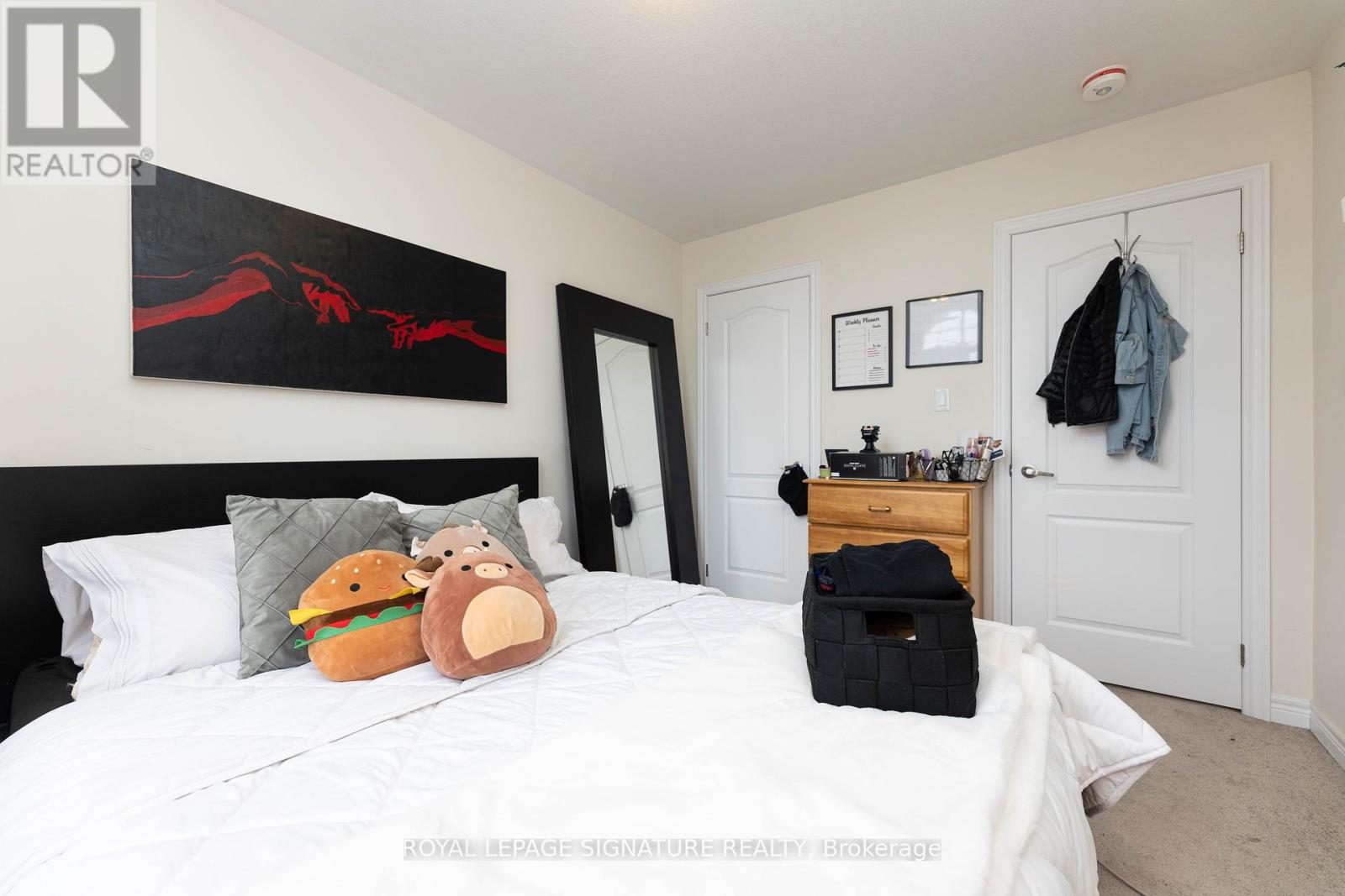 Photo 3 of 11 740 Linden Drive, Cambridge ON
