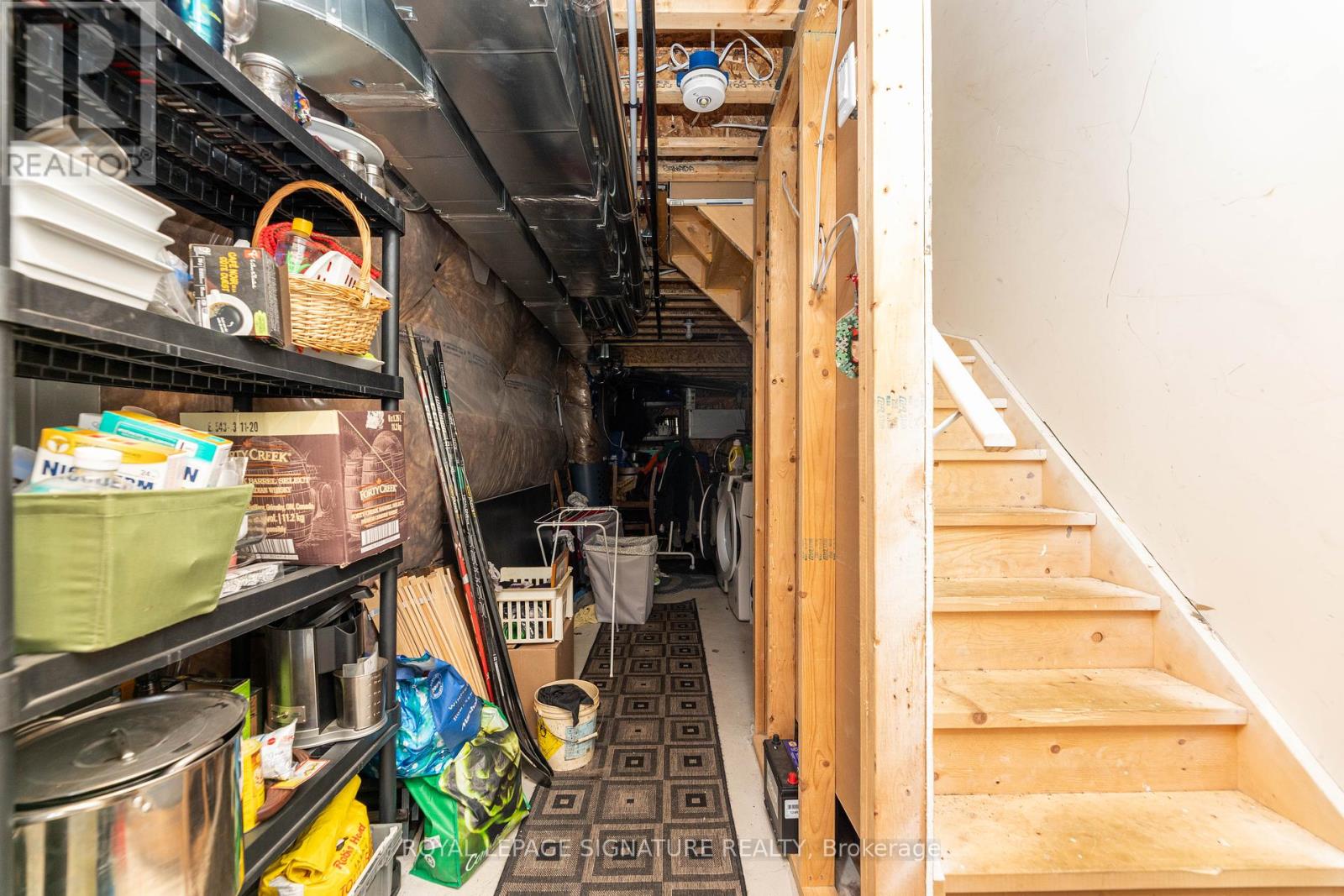 Photo 5 of 11 740 Linden Drive, Cambridge ON