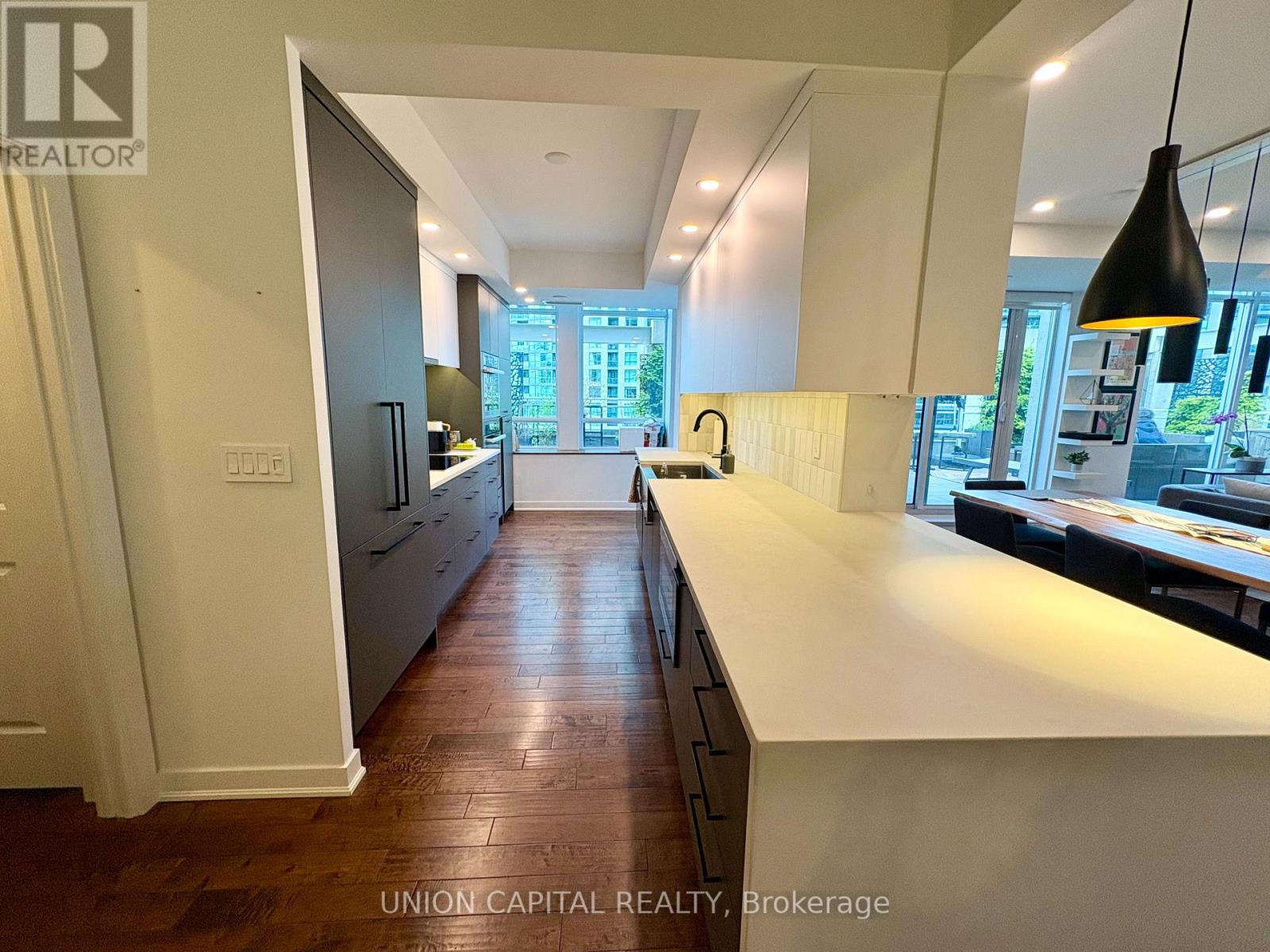 Photo 9 of 1006 628 Fleet Street, Toronto ON