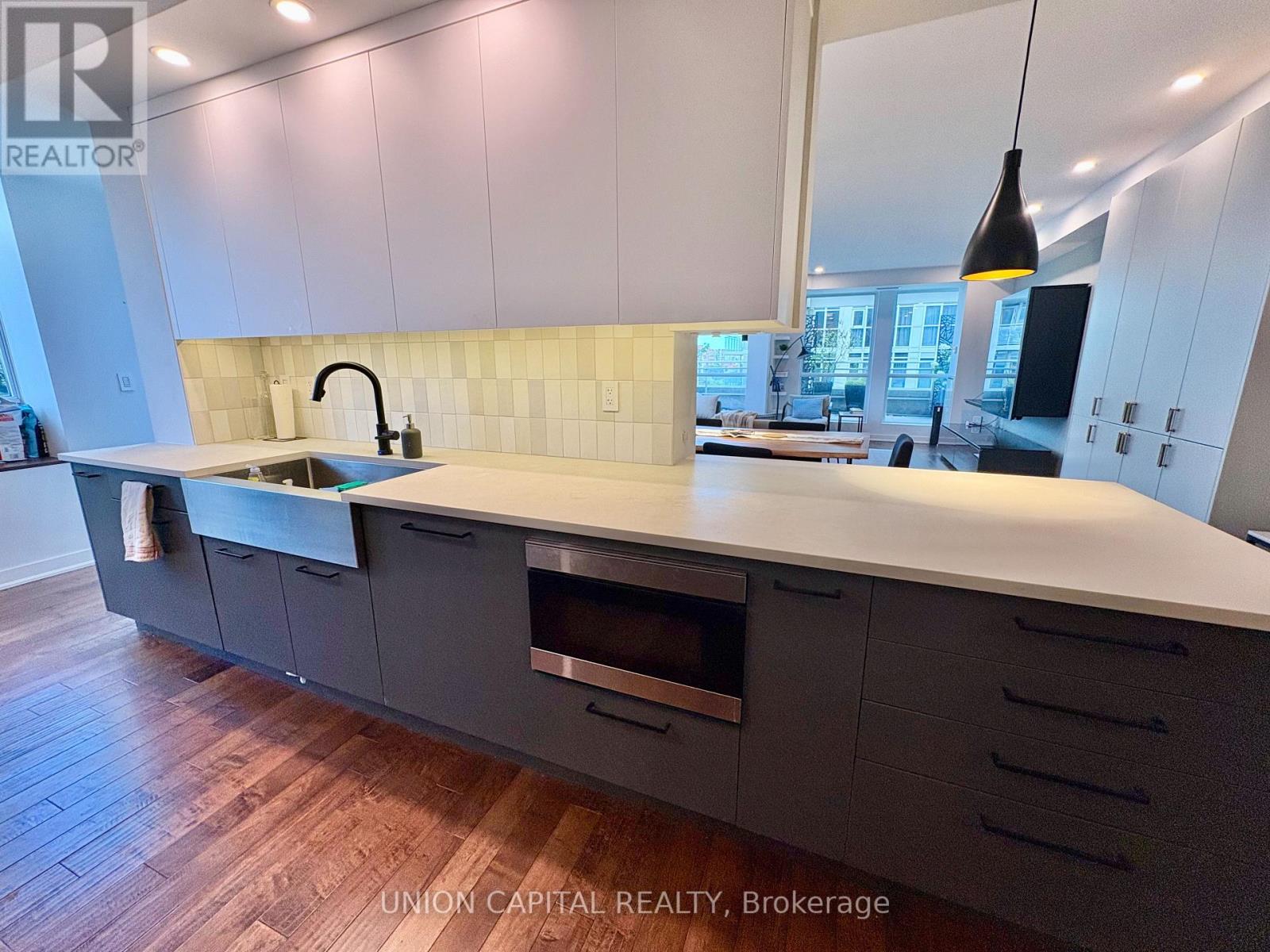 Photo 8 of 1006 628 Fleet Street, Toronto ON