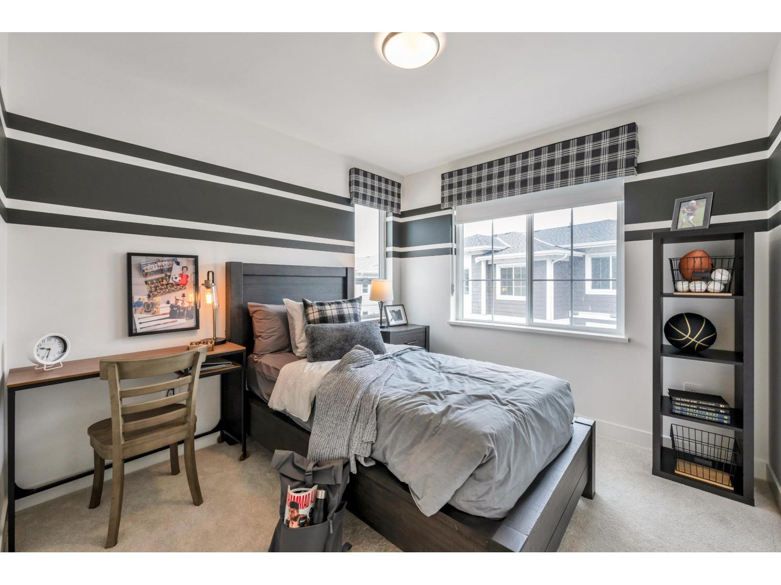 Photo 9 of 38 8433 203 A Street, Langley BC