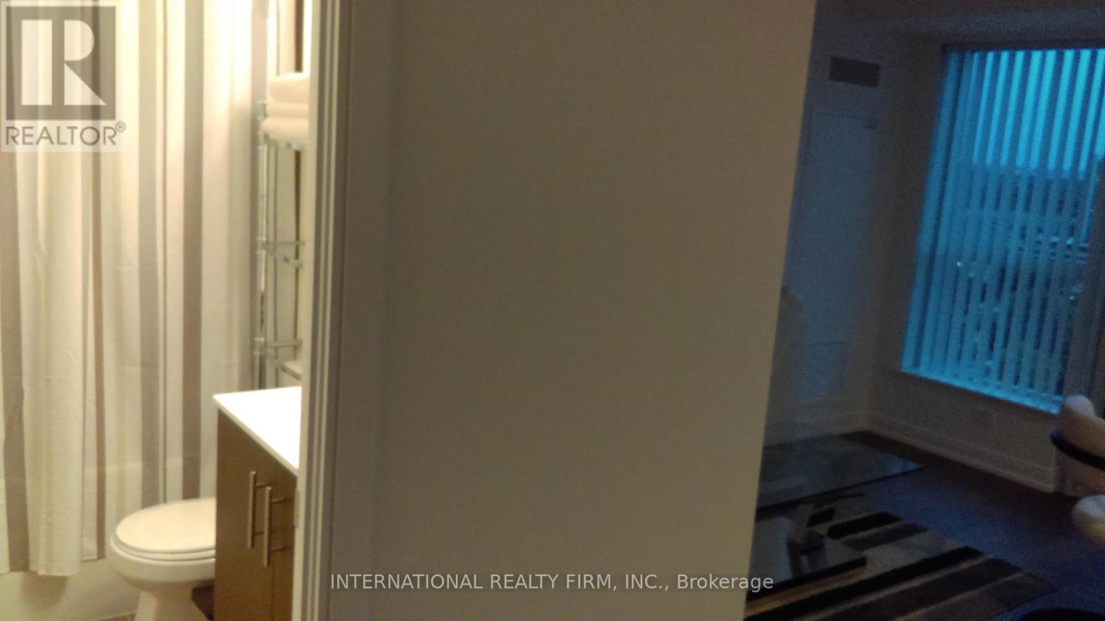 Photo 7 of 2108 255 Village Green Square, Toronto ON