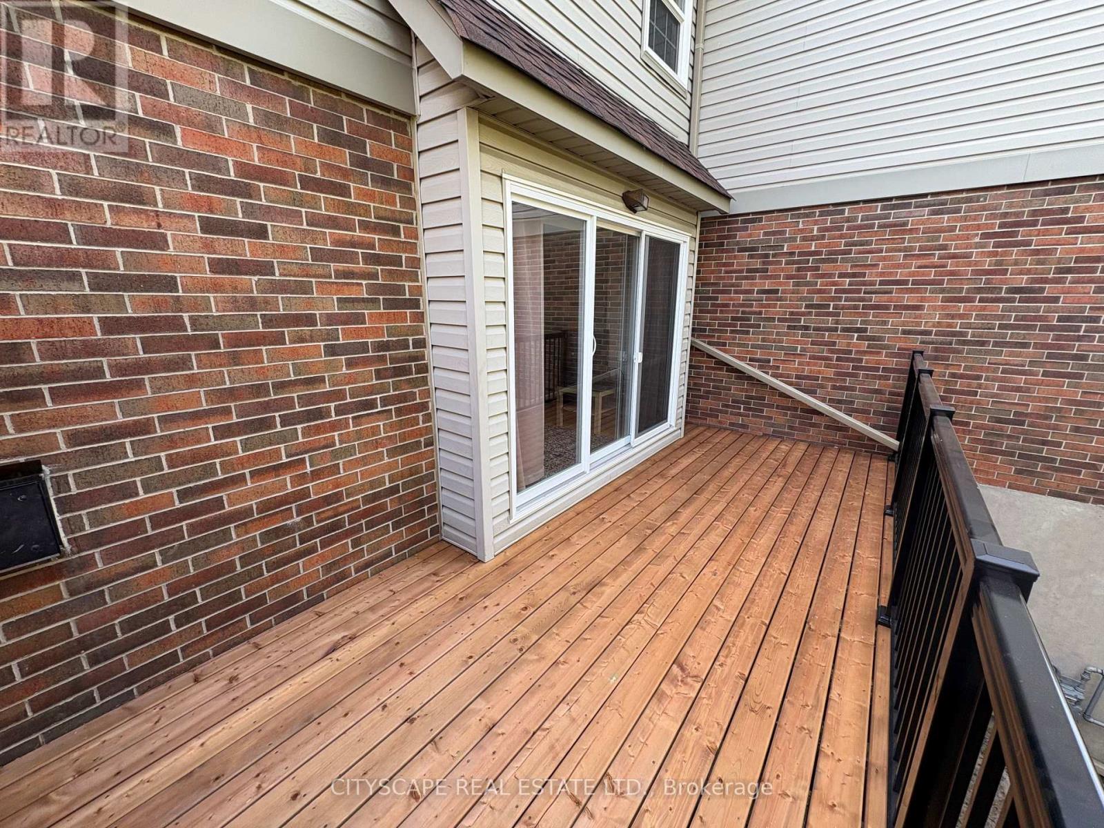 Photo 32 of 17 250 Keats Way, Waterloo ON