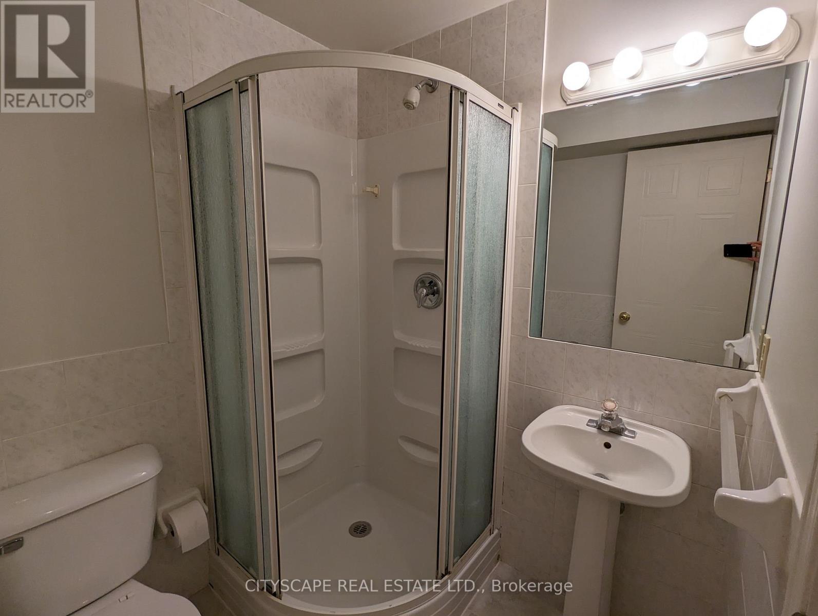 Photo 29 of 17 250 Keats Way, Waterloo ON
