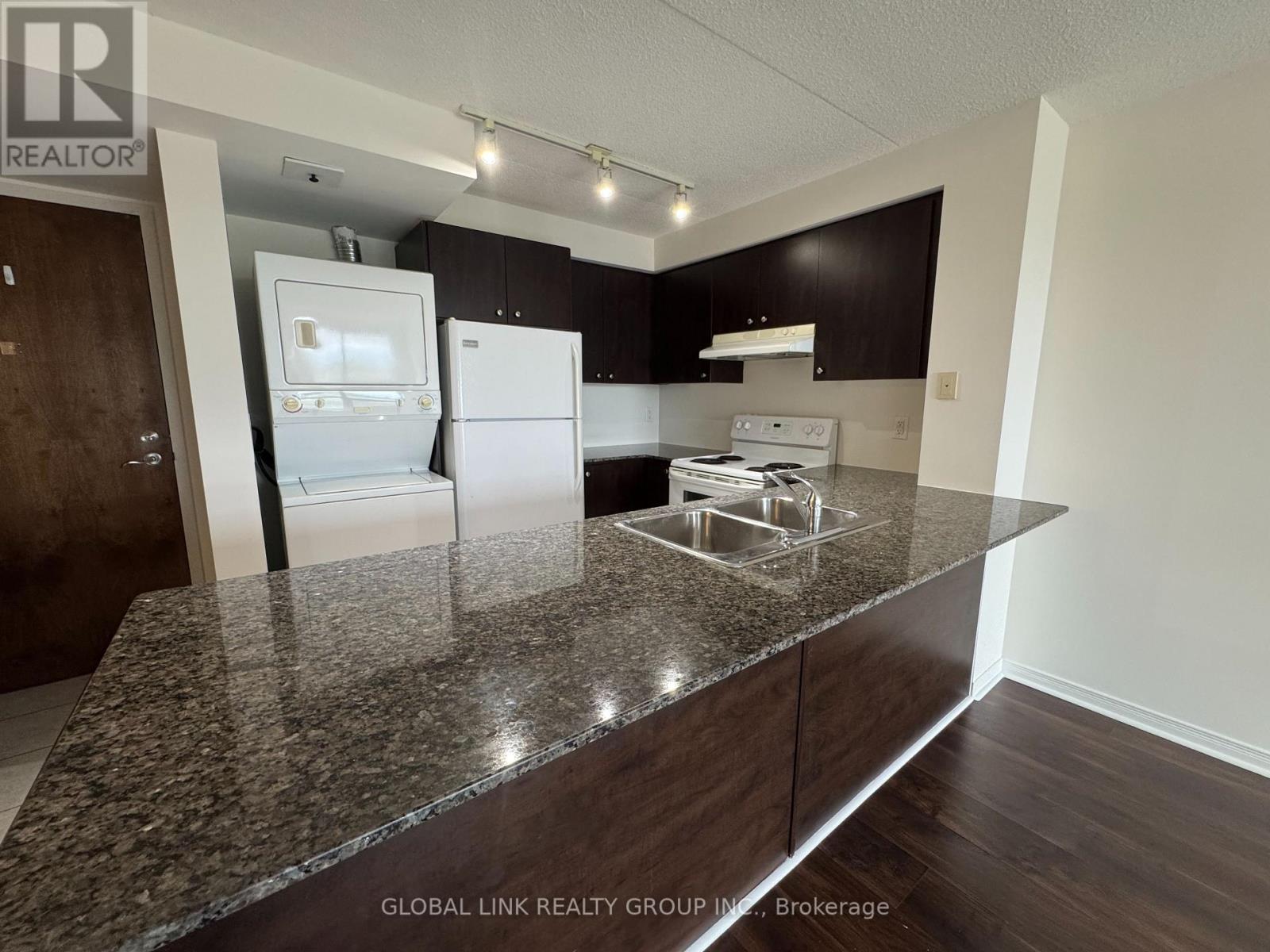 Photo 5 of 605 4600 Steeles Avenue E, Markham ON