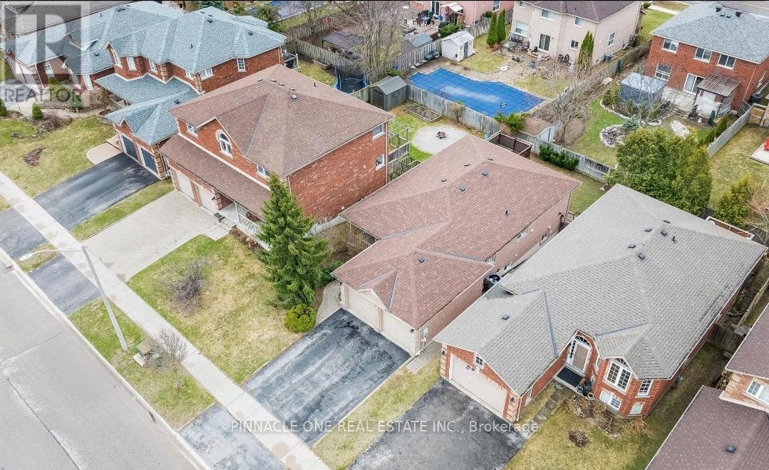 Photo 2 of 251 Pringle Drive, Barrie ON