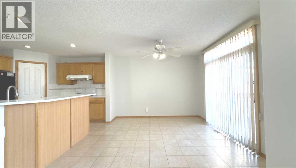 Photo 8 of 244 Los Alamos Place Ne, Calgary AB