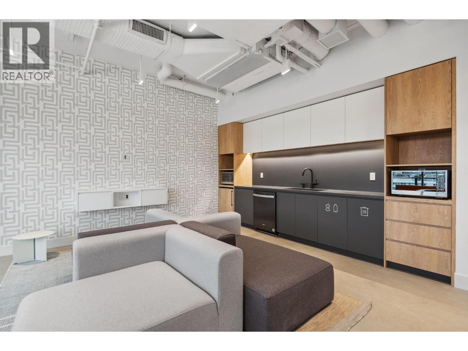 Photo 13 of 428 8188 Manitoba Street, Vancouver BC