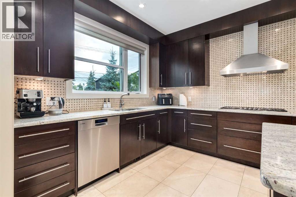 Single Family House for Sale in   Street SW Shaganappi Calgary 