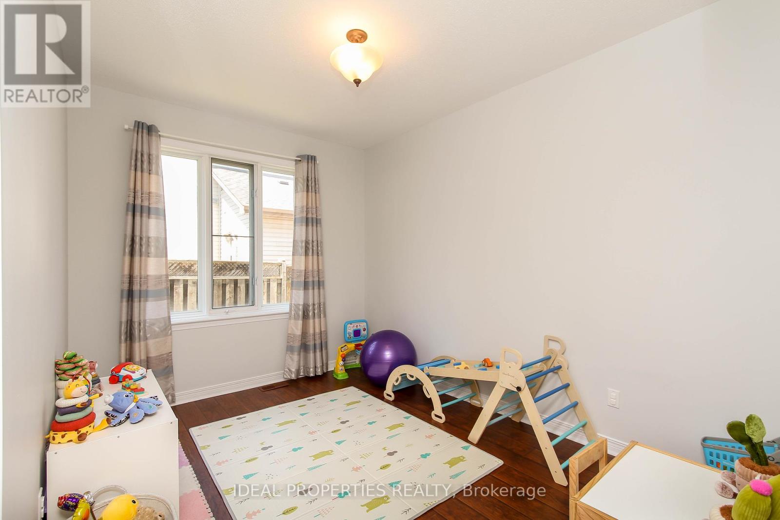 Photo 39 of 27 Fanterra Way, Ottawa ON