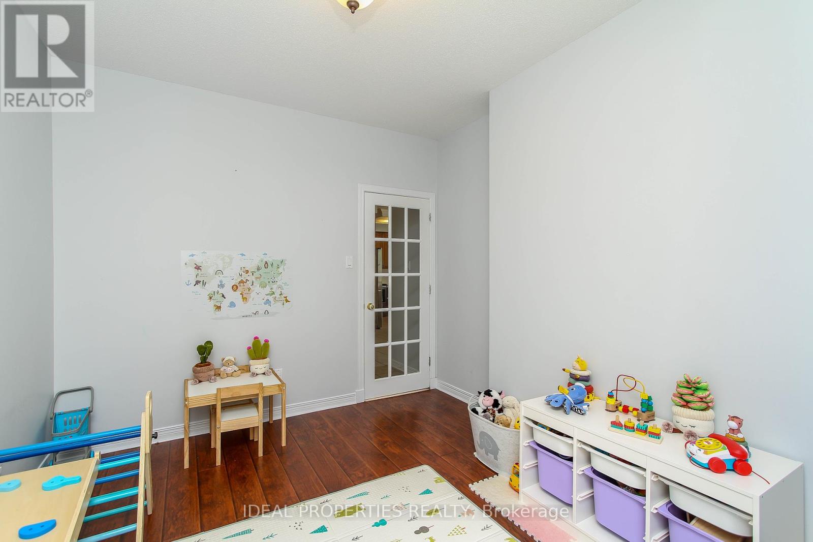 Photo 4 of 27 Fanterra Way, Ottawa ON