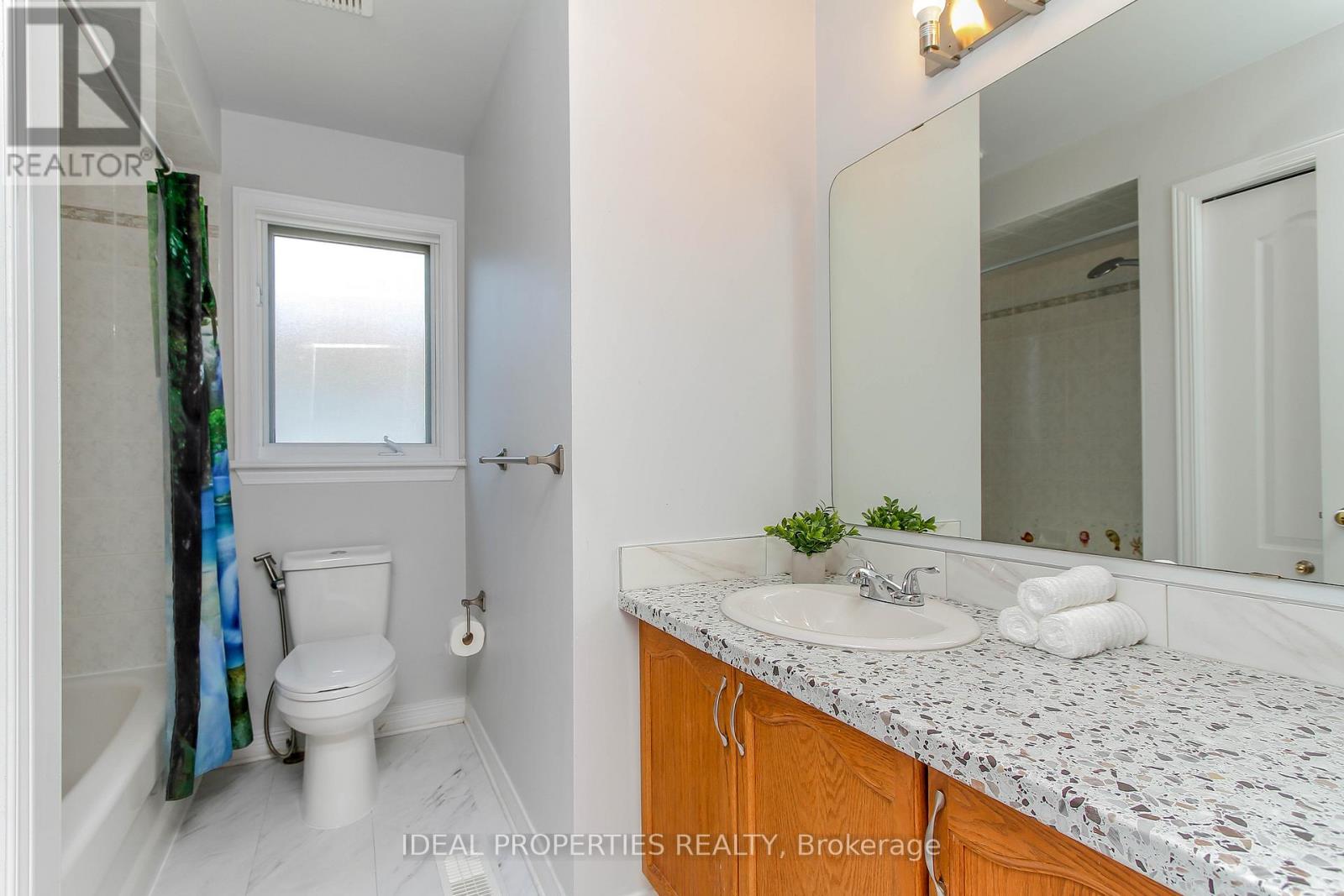 Photo 34 of 27 Fanterra Way, Ottawa ON
