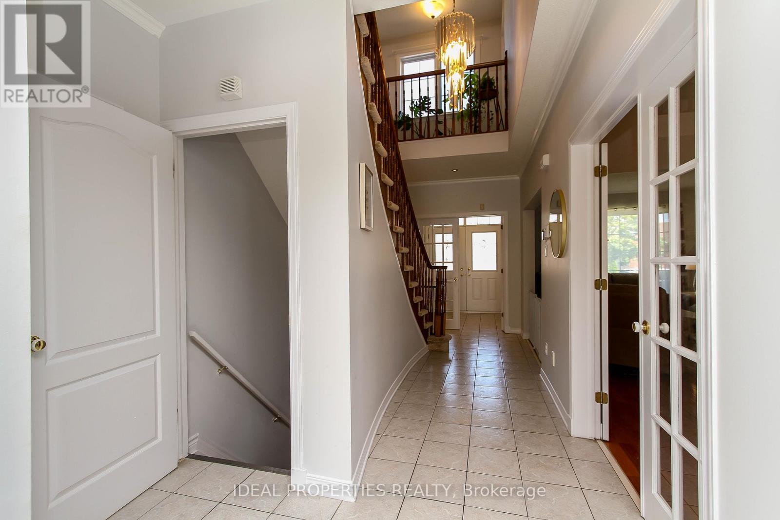 Photo 8 of 27 Fanterra Way, Ottawa ON