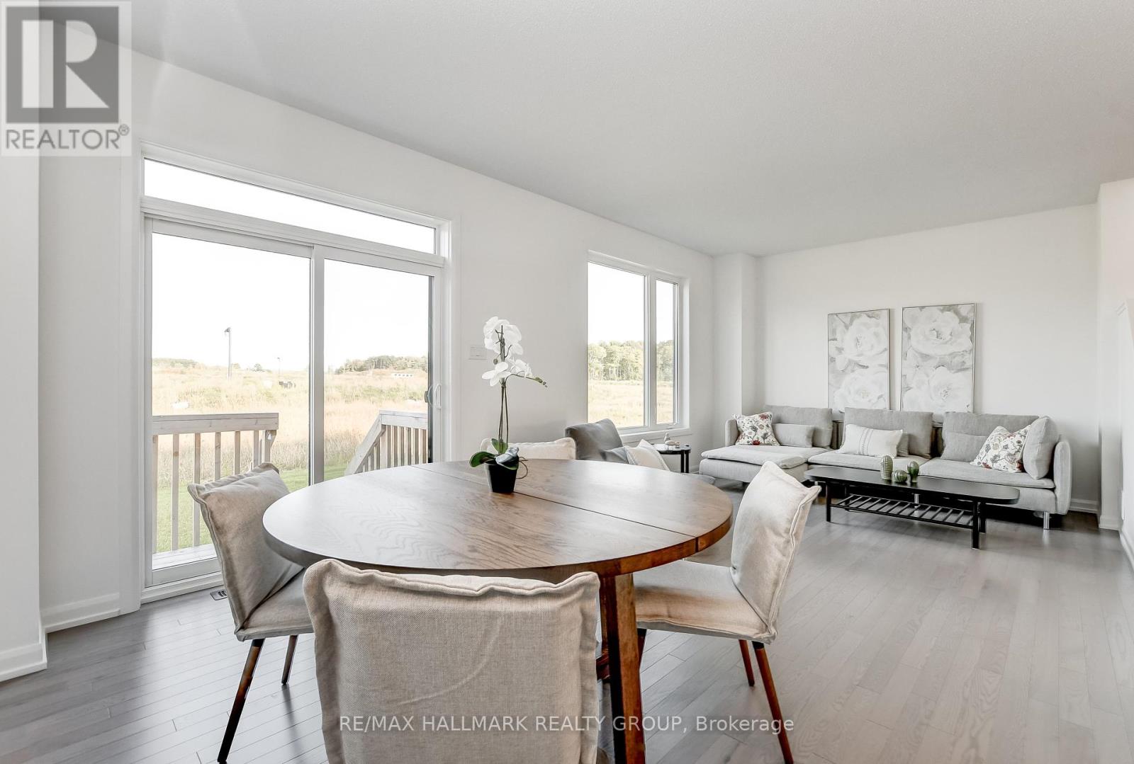 Photo 12 of 474 Sterling Avenue, Clarencerockland ON