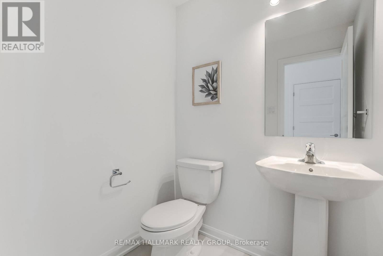 Photo 18 of 474 Sterling Avenue, Clarencerockland ON