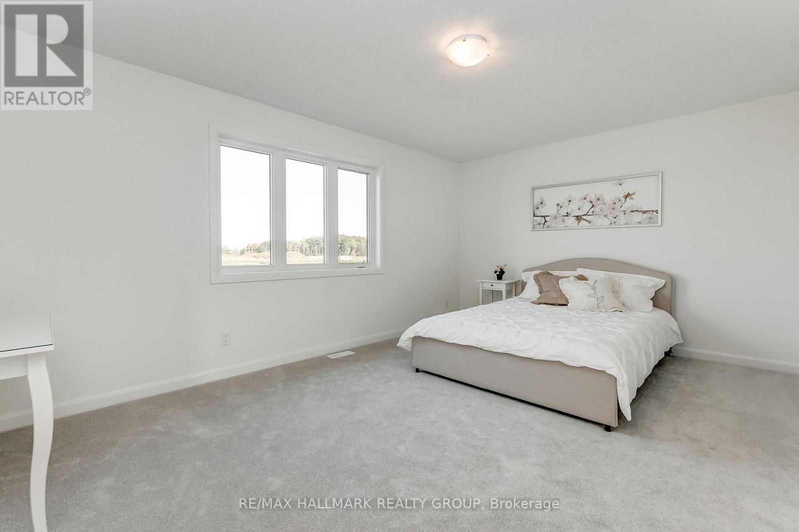 Photo 19 of 474 Sterling Avenue, Clarencerockland ON