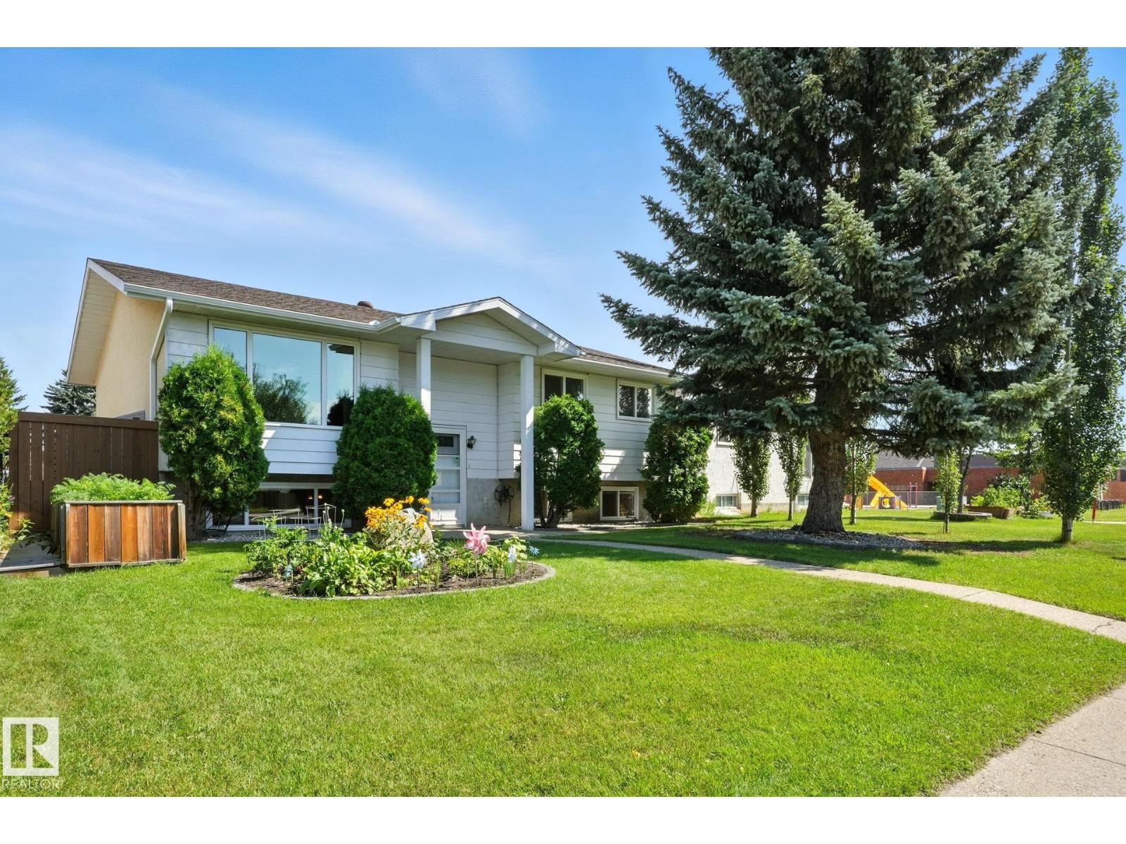 Photo 22 of 1893 48 St Nw, Edmonton AB
