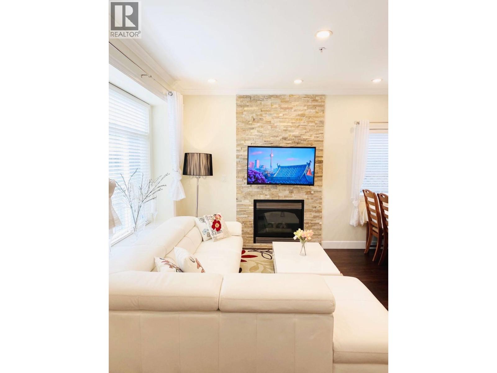 Photo 2 of 6451 Beatrice Street, Vancouver BC