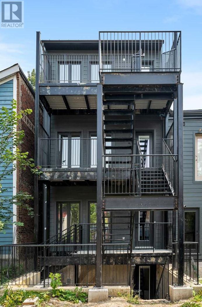 Photo 6 of 1 24 Sullivan Street, Toronto ON