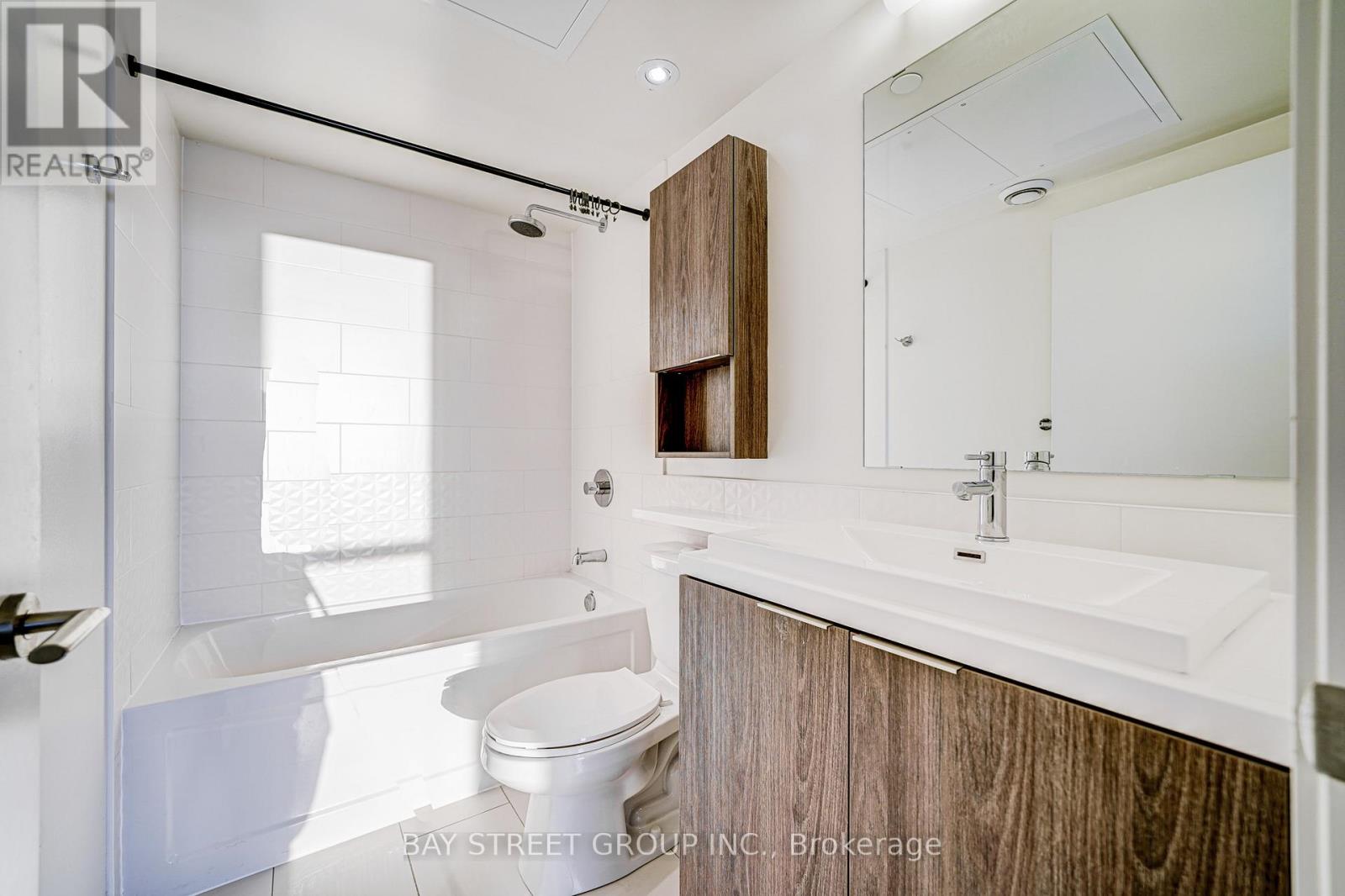 Photo 22 of 1211 2 Sonic Way, Toronto ON