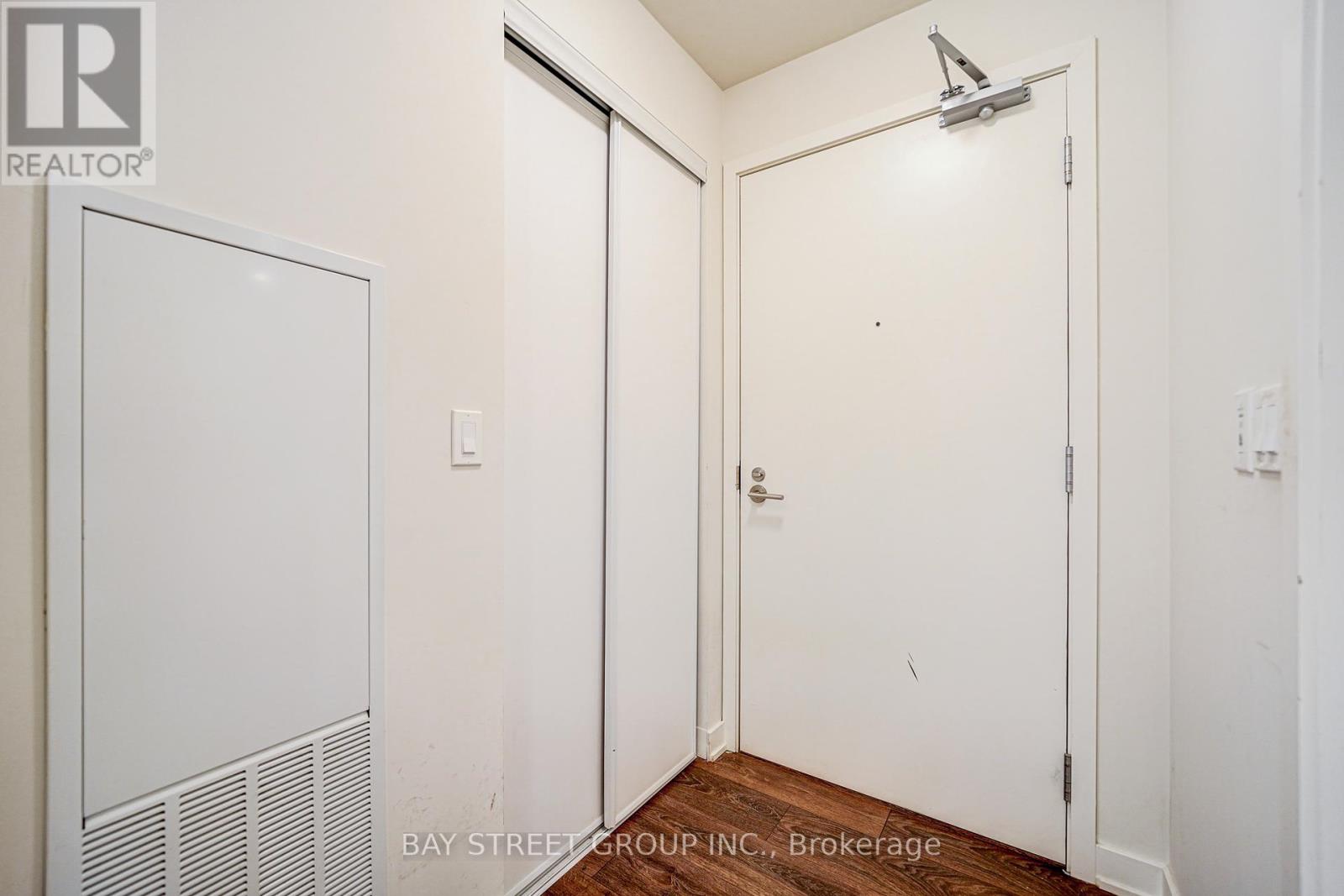 Photo 9 of 1211 2 Sonic Way, Toronto ON