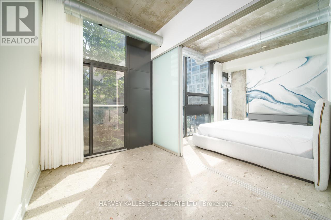 Photo 12 of 308 60 Bathurst Street, Toronto ON