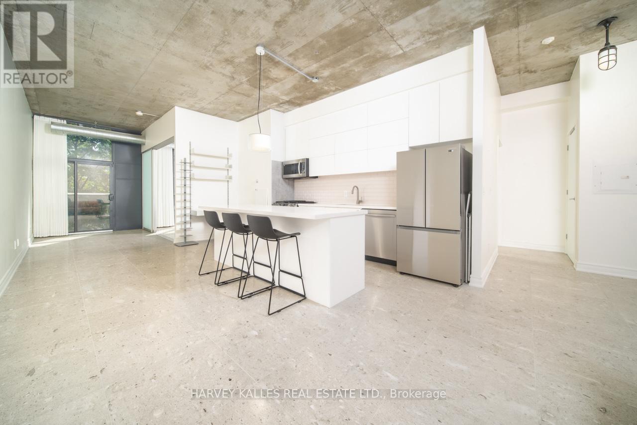Photo 13 of 308 60 Bathurst Street, Toronto ON