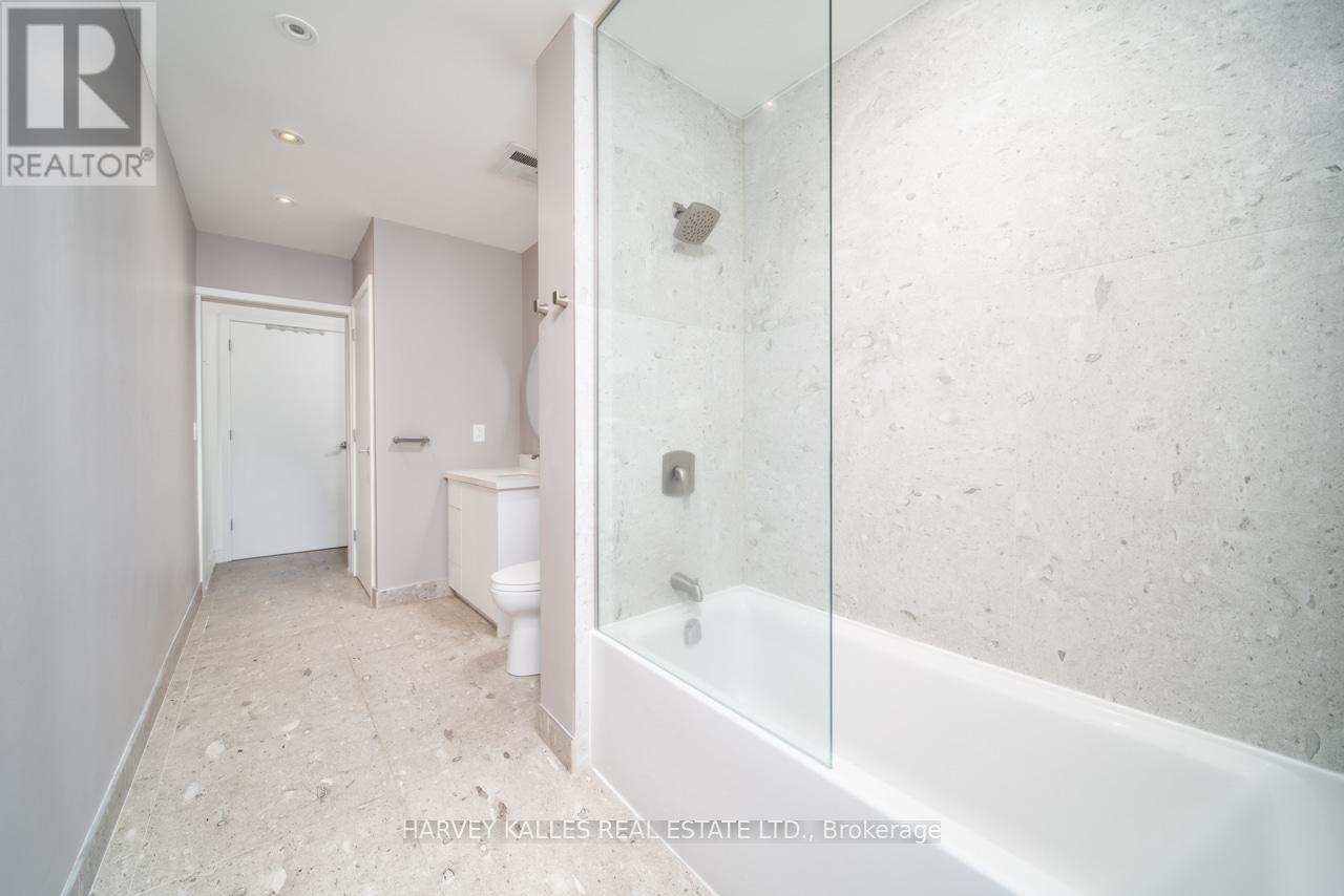 Photo 7 of 308 60 Bathurst Street, Toronto ON