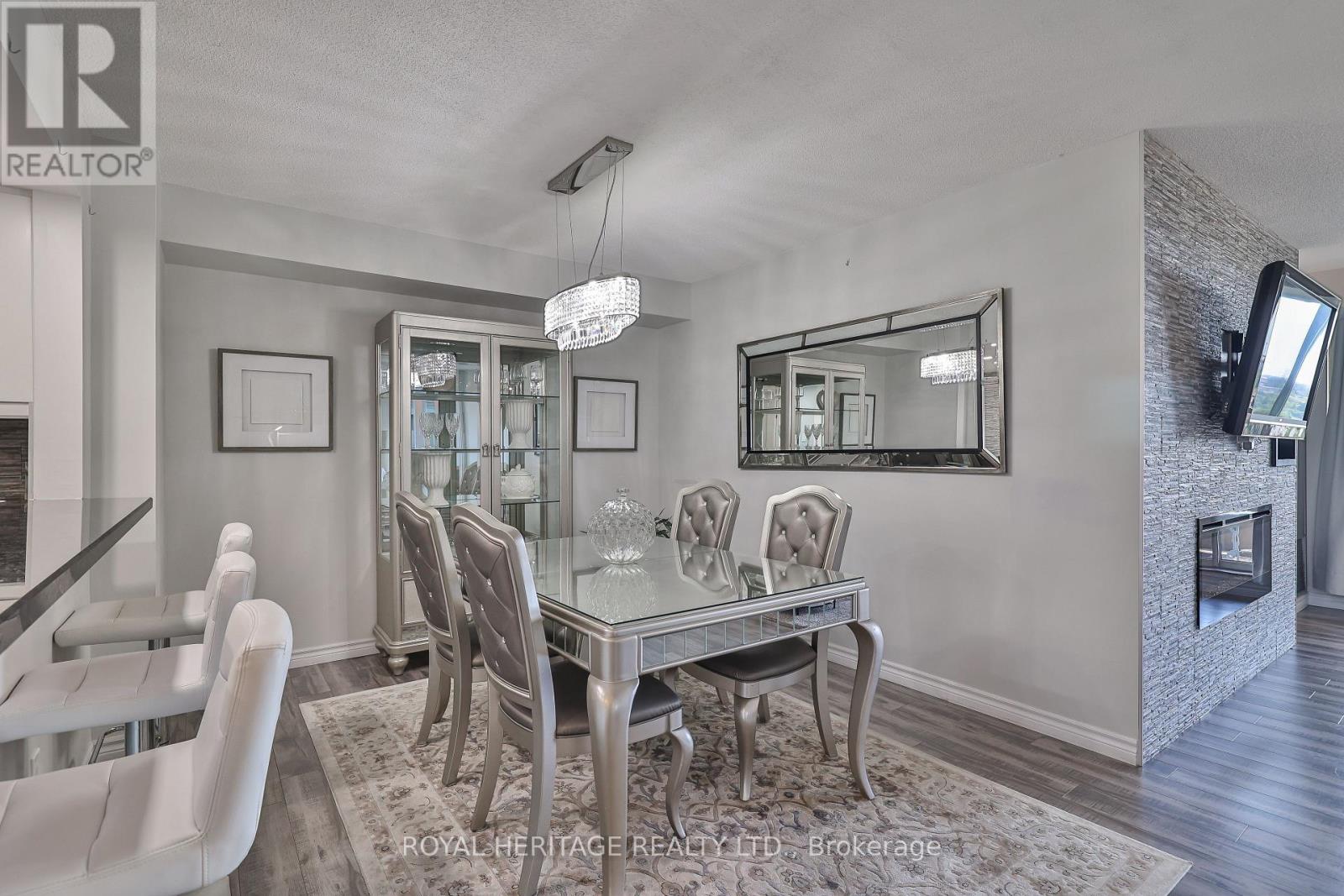 Photo 12 of 806 10 Torresdale Avenue, Toronto ON