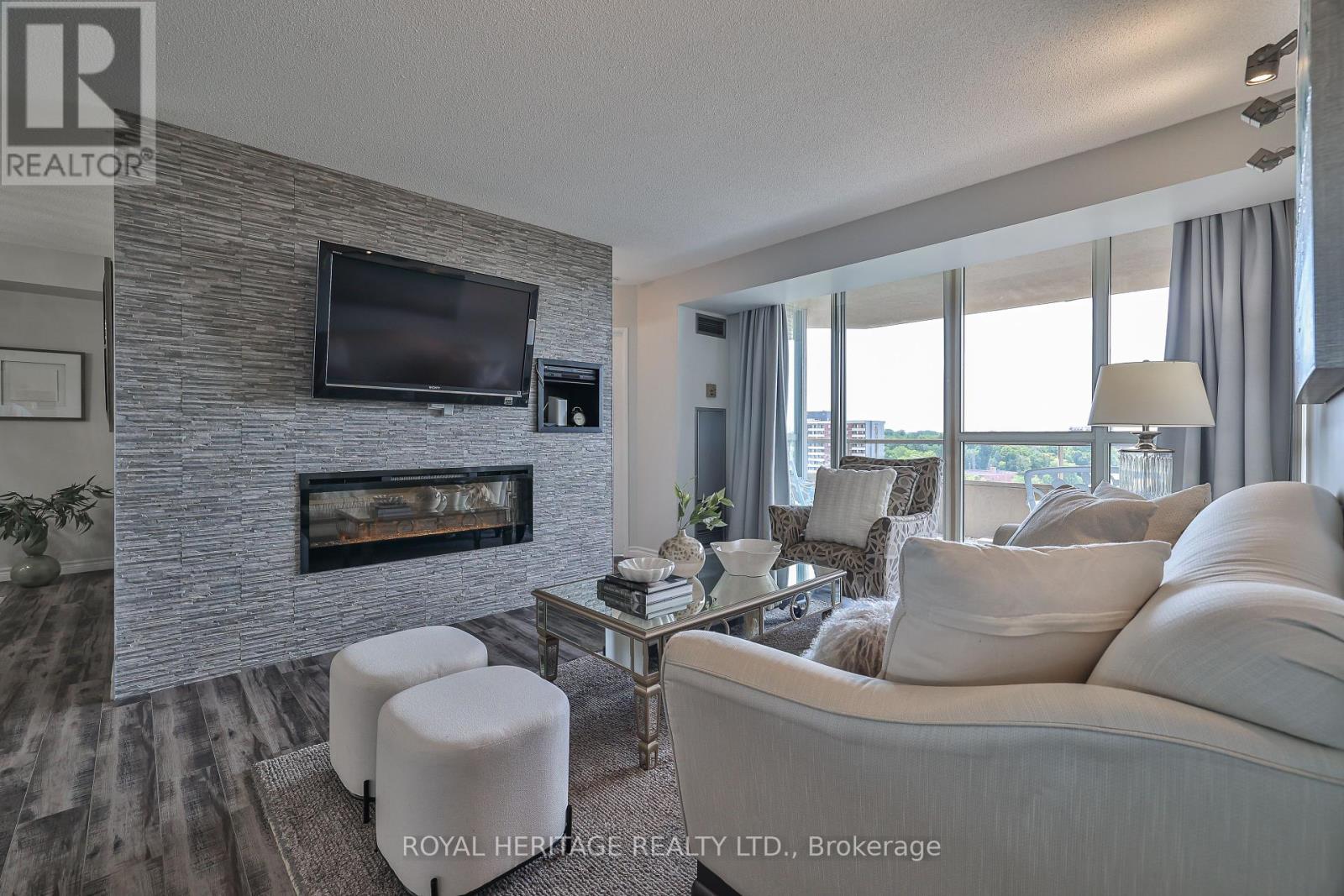 Photo 15 of 806 10 Torresdale Avenue, Toronto ON