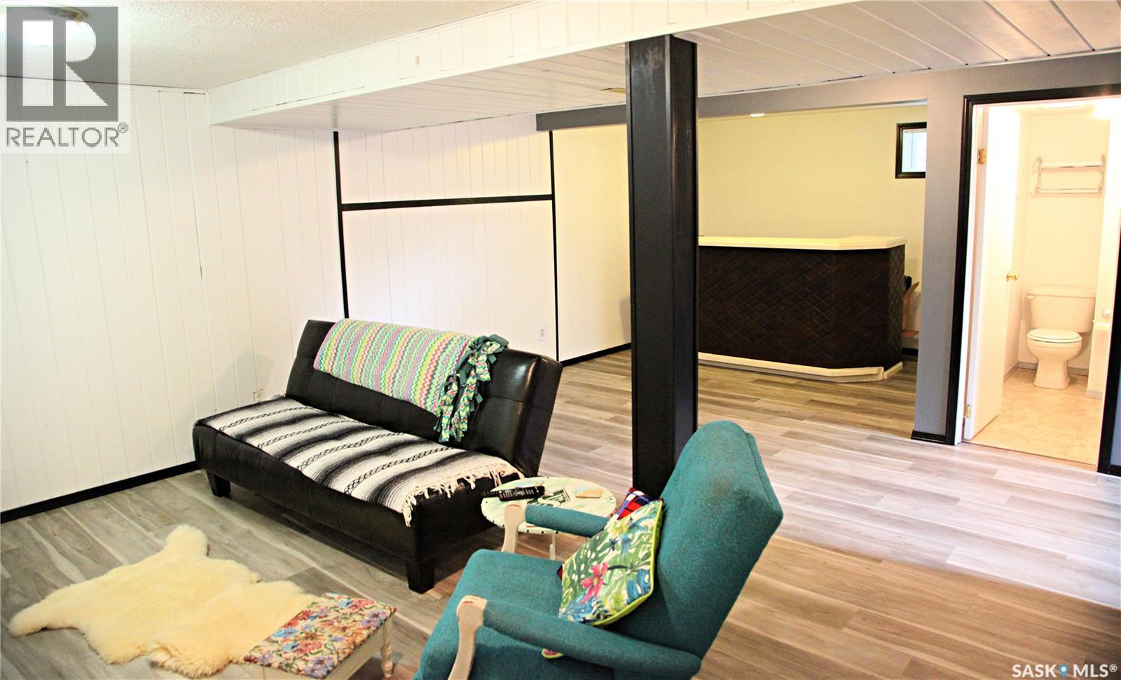 Photo 18 of 441 25th Street E, Prince Albert SK