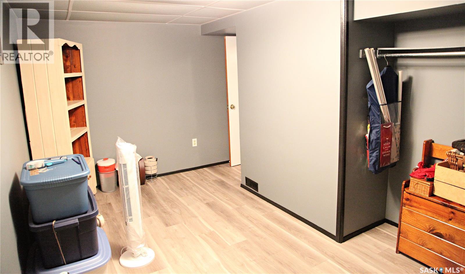 Photo 20 of 441 25th Street E, Prince Albert SK