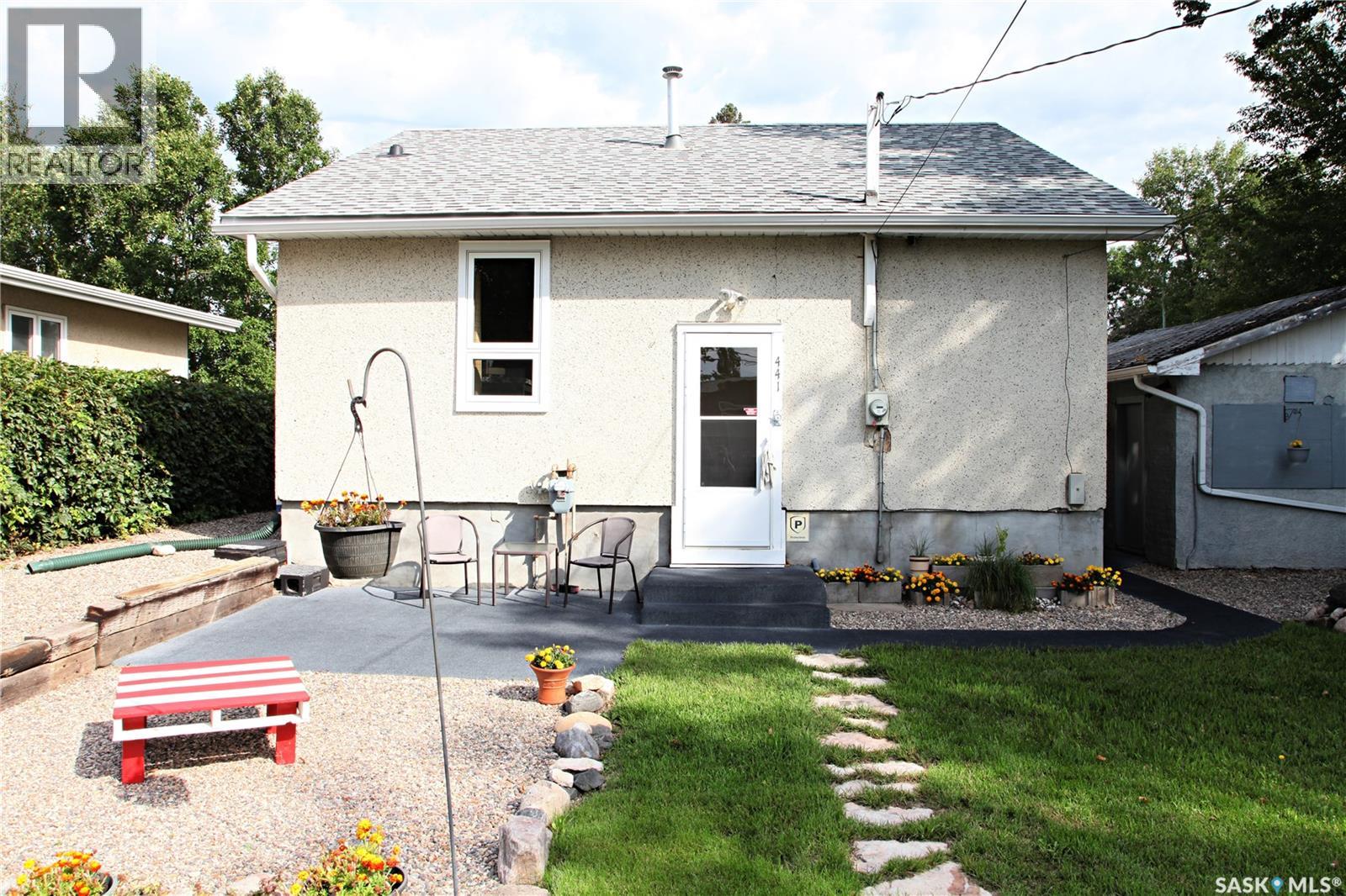 Photo 30 of 441 25th Street E, Prince Albert SK