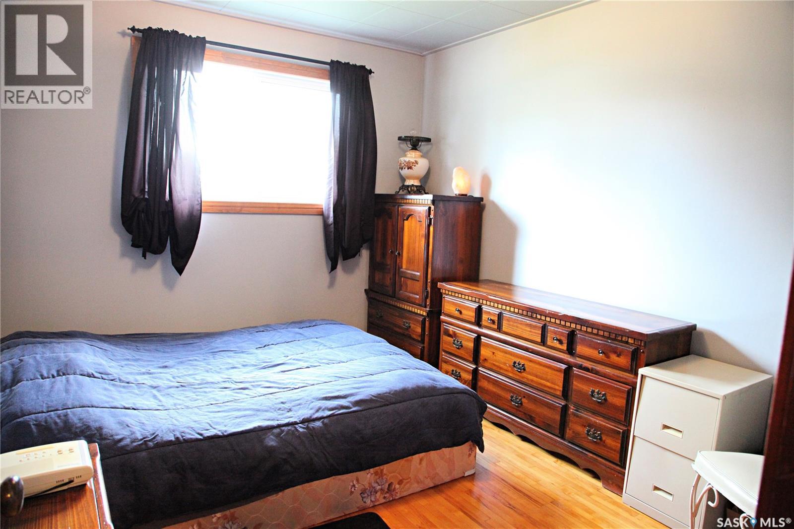 Photo 6 of 441 25th Street E, Prince Albert SK