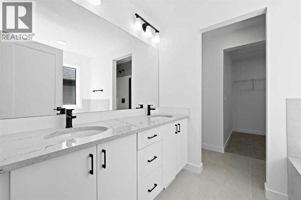 Single Family House for Sale in  Spring Creek Circle SW Springbank Hill Calgary 