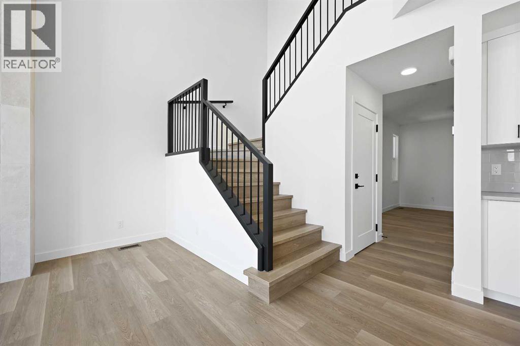 Single Family House for Sale in  Spring Creek Circle SW Springbank Hill Calgary 