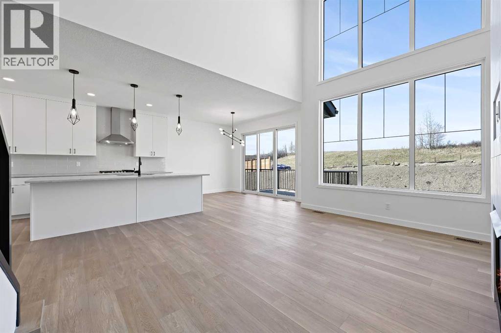 Single Family House for Sale in  Spring Creek Circle SW Springbank Hill Calgary 
