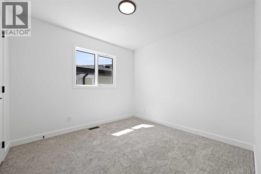 Single Family House for Sale in  Spring Creek Circle SW Springbank Hill Calgary 