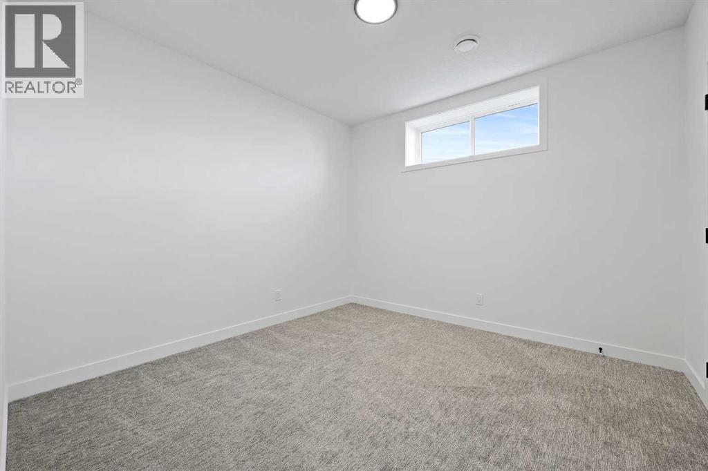 Single Family House for Sale in  Spring Creek Circle SW Springbank Hill Calgary 