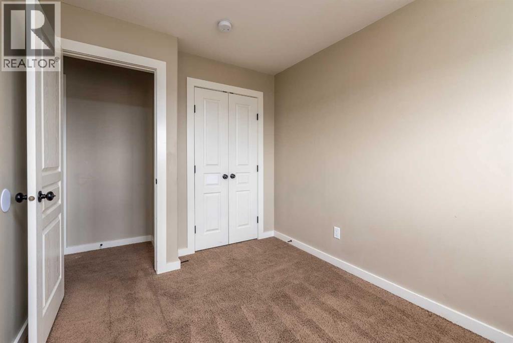 Photo 21 of 37 4008 41 Avenue, Lloydminster SK