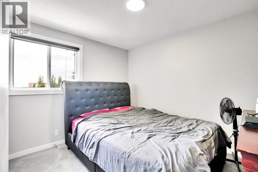 Single Family House for Sale in  Castlebrook Road NE Castleridge Calgary 