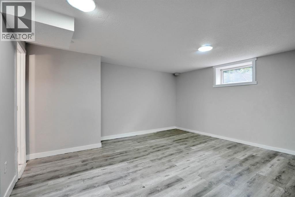 Single Family House for Sale in  Castlebrook Road NE Castleridge Calgary 