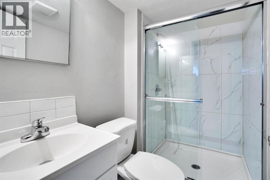 Single Family House for Sale in  Castlebrook Road NE Castleridge Calgary 