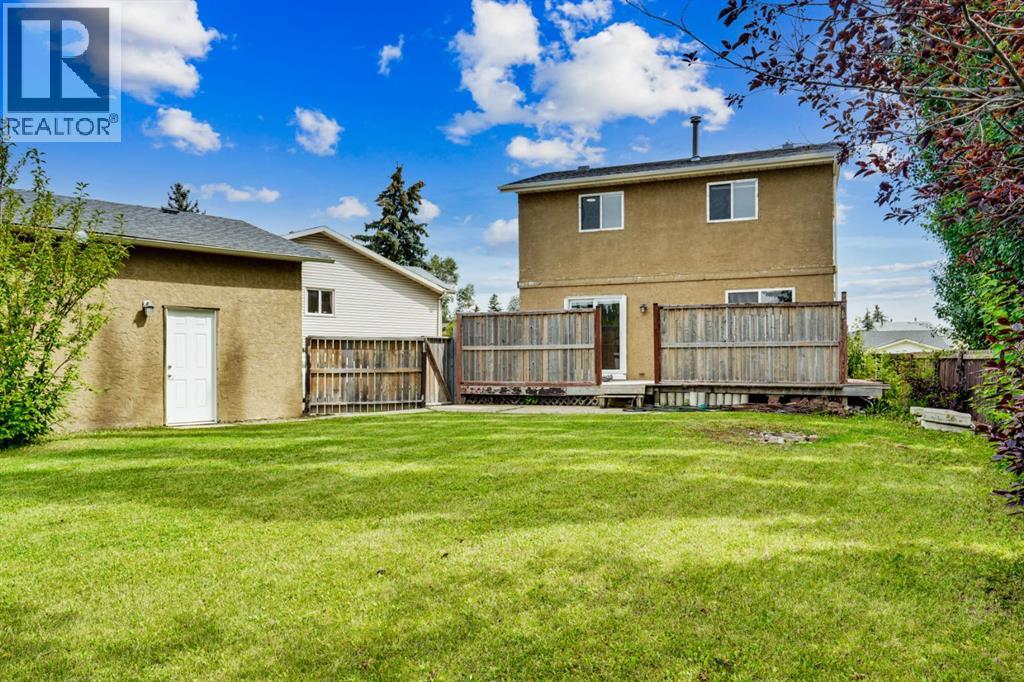 Single Family House for Sale in  Castlebrook Road NE Castleridge Calgary 