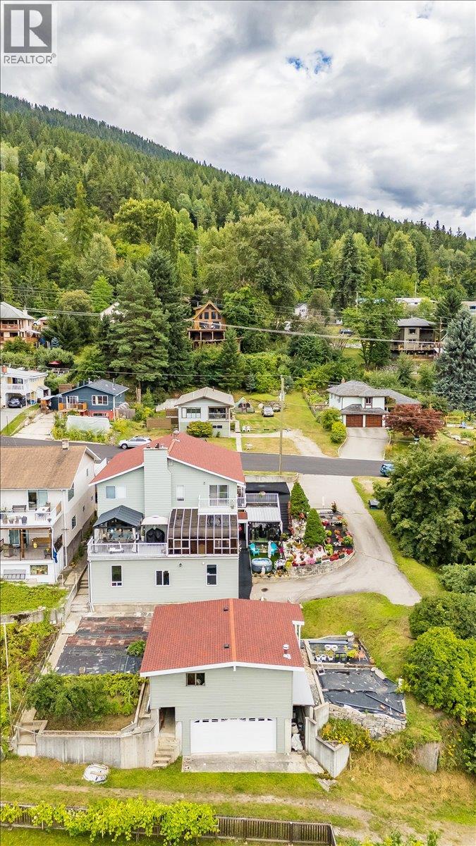 Photo 99 of 801 Houston Street, Nelson BC